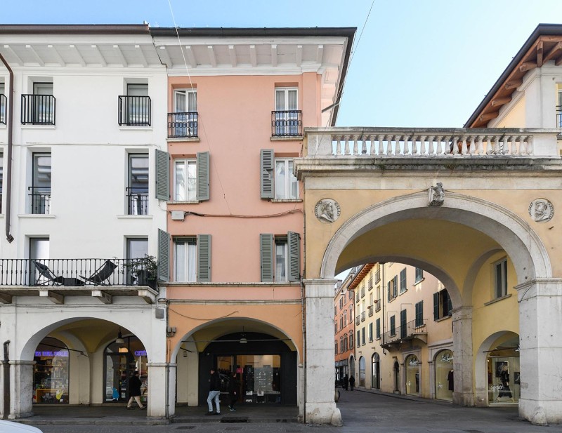 Facciata via X Giornate